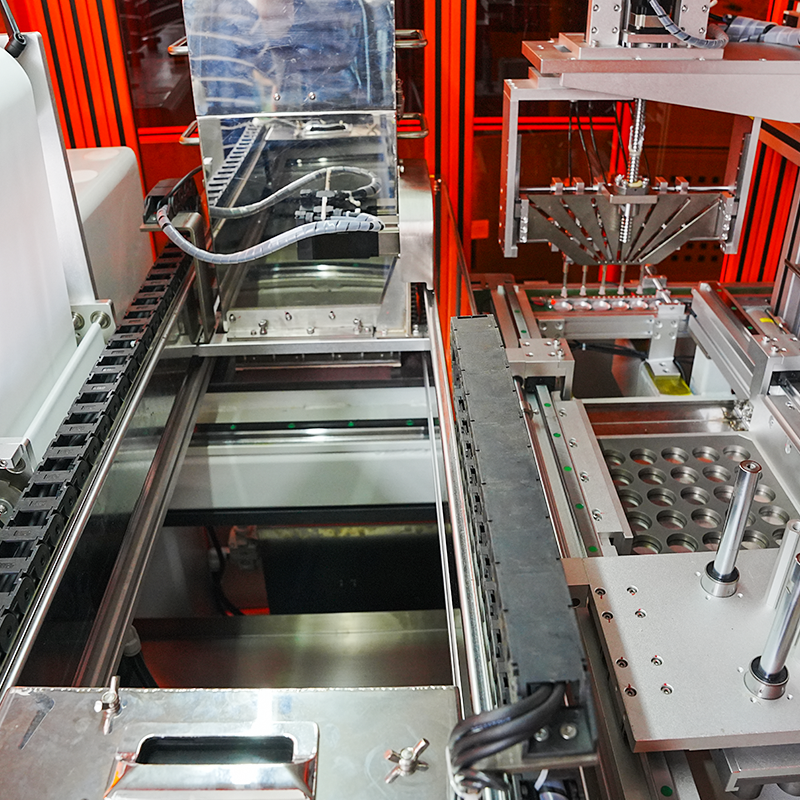 Fuldautomatisk kosmetisk pulverpressemaskine Fuldautomatisk kosmetisk pulverpressemaskine